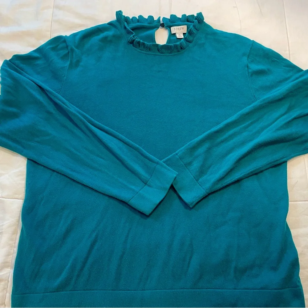 J. Crew Factory Women's Cotton Ruffle Neck Sweater (XL) - Picture 4 of 7